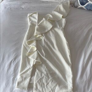 DO+BE Cream One-Shoulder Ruffle Dress